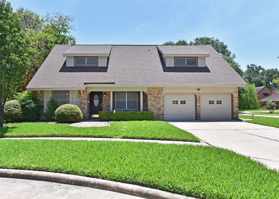 Property photo for 9226 Theysen Drive, Houston, TX