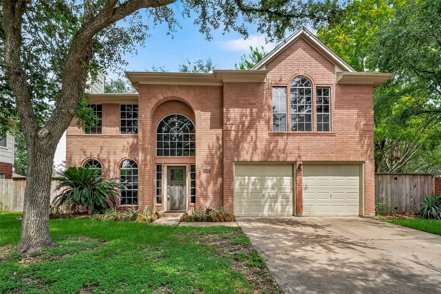 Property photo for 128 Island Breeze Circle, League City, TX
