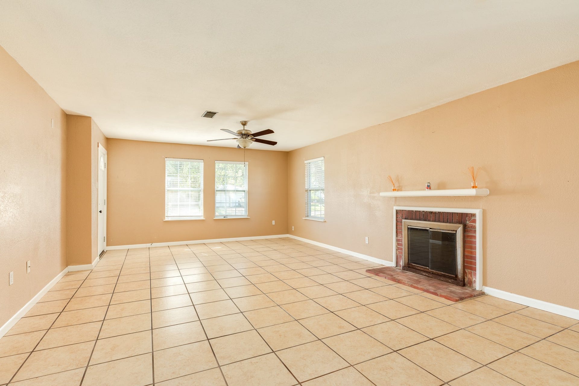 118 Tarpon Avenue, Galveston, TX 77550 118 Tarpon Avenue, Galveston, TX 77550