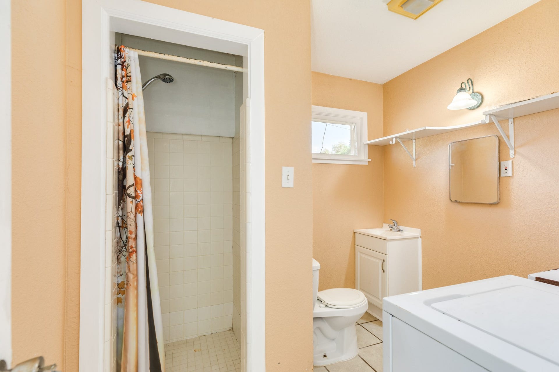 118 Tarpon Avenue, Galveston, TX 77550 118 Tarpon Avenue, Galveston, TX 77550