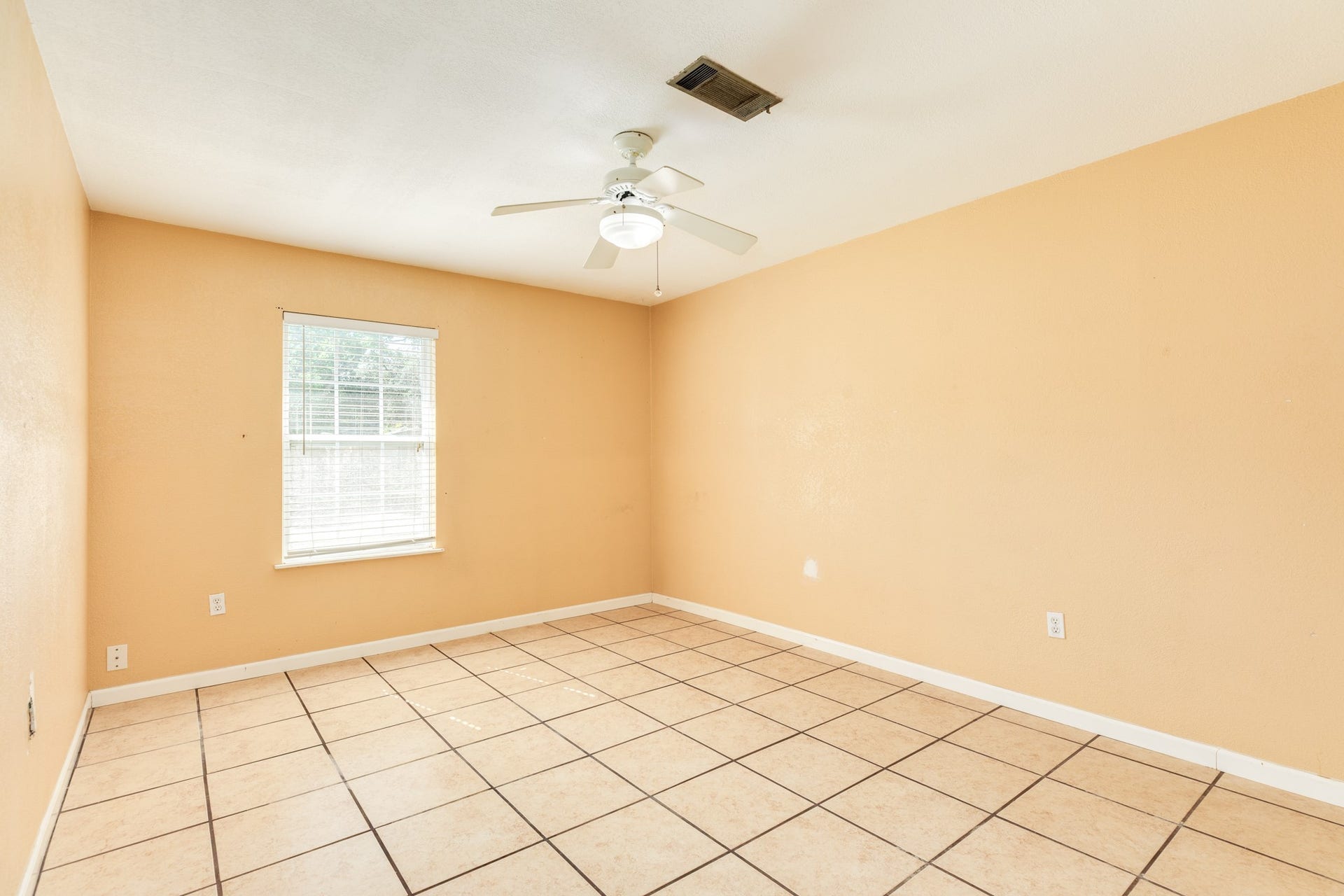 118 Tarpon Avenue, Galveston, TX 77550 118 Tarpon Avenue, Galveston, TX 77550