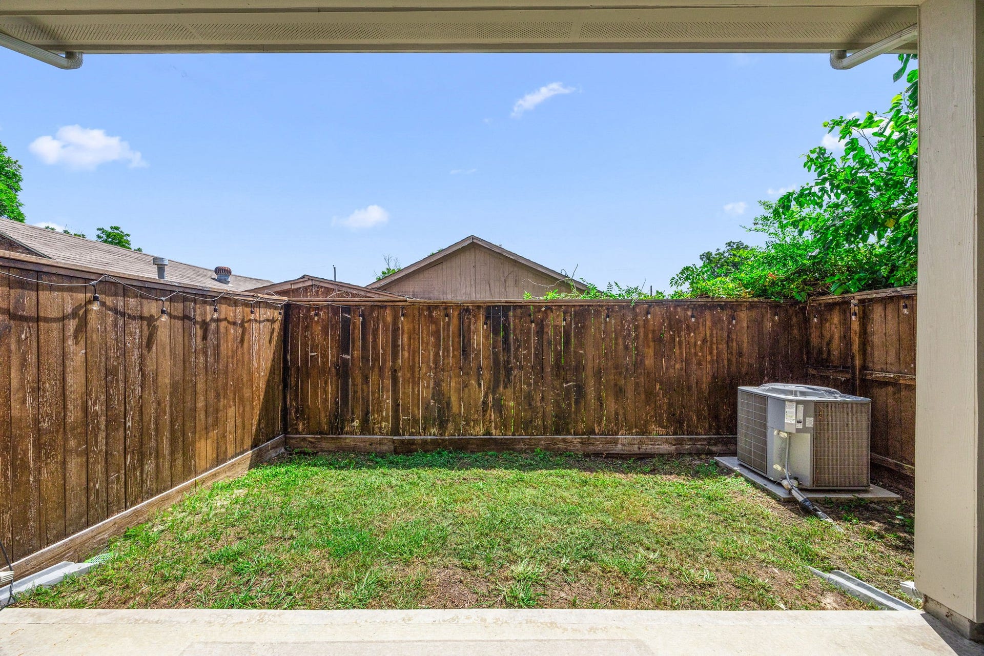 1606 Northwood Street, Houston, TX 77009 Plenty of space for Fido or the kiddos to enjoy some green space in your fenced backyard.