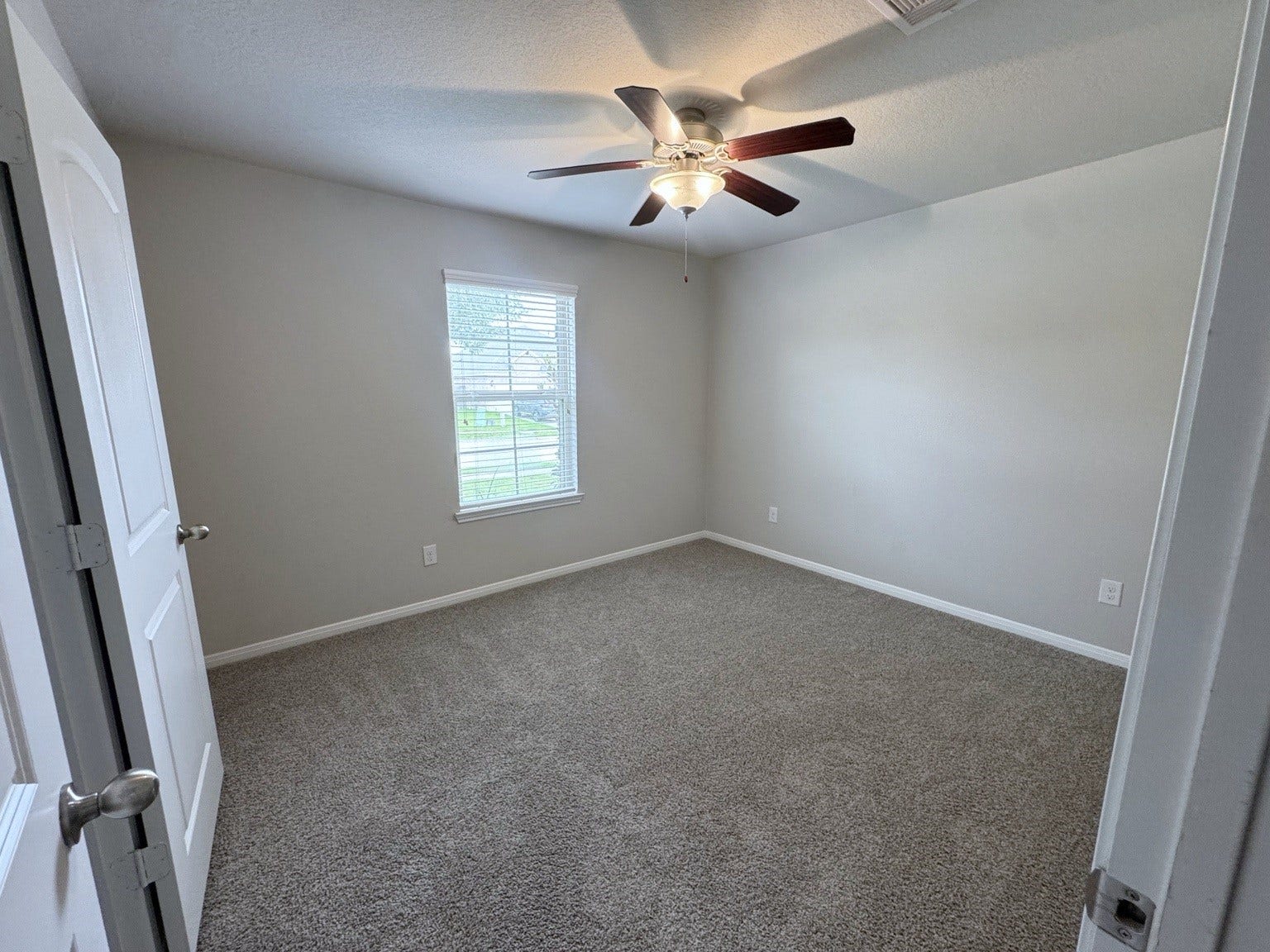 14230 Rainier Peak Crossing, Conroe, TX 77384 Bedroom 2