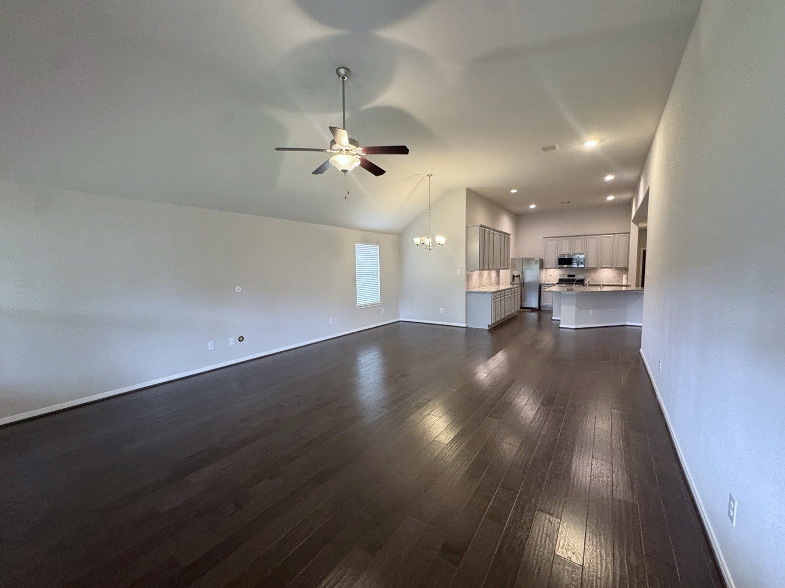 14230 Rainier Peak Crossing, Conroe, TX 77384 Open floorplan