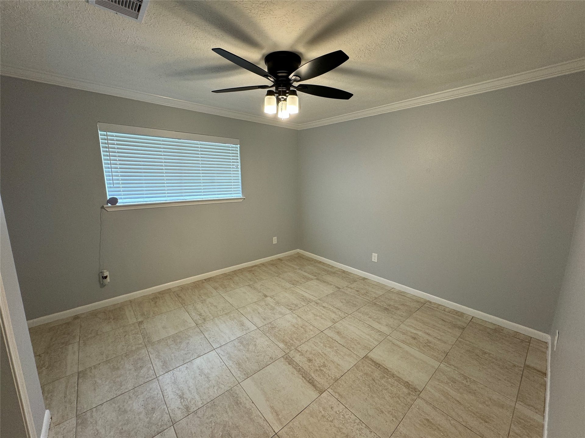 7910 Sands Point Drive, Houston, TX 77036 7910 Sands Point Drive, Houston, TX 77036