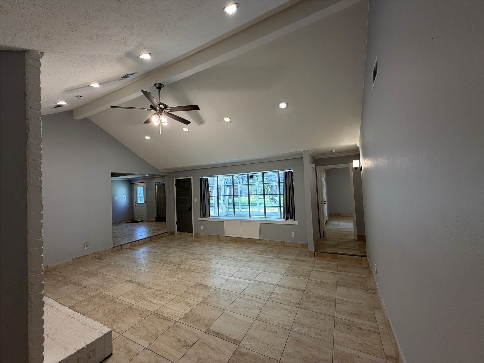7910 Sands Point Drive, Houston, TX 77036 7910 Sands Point Drive, Houston, TX 77036
