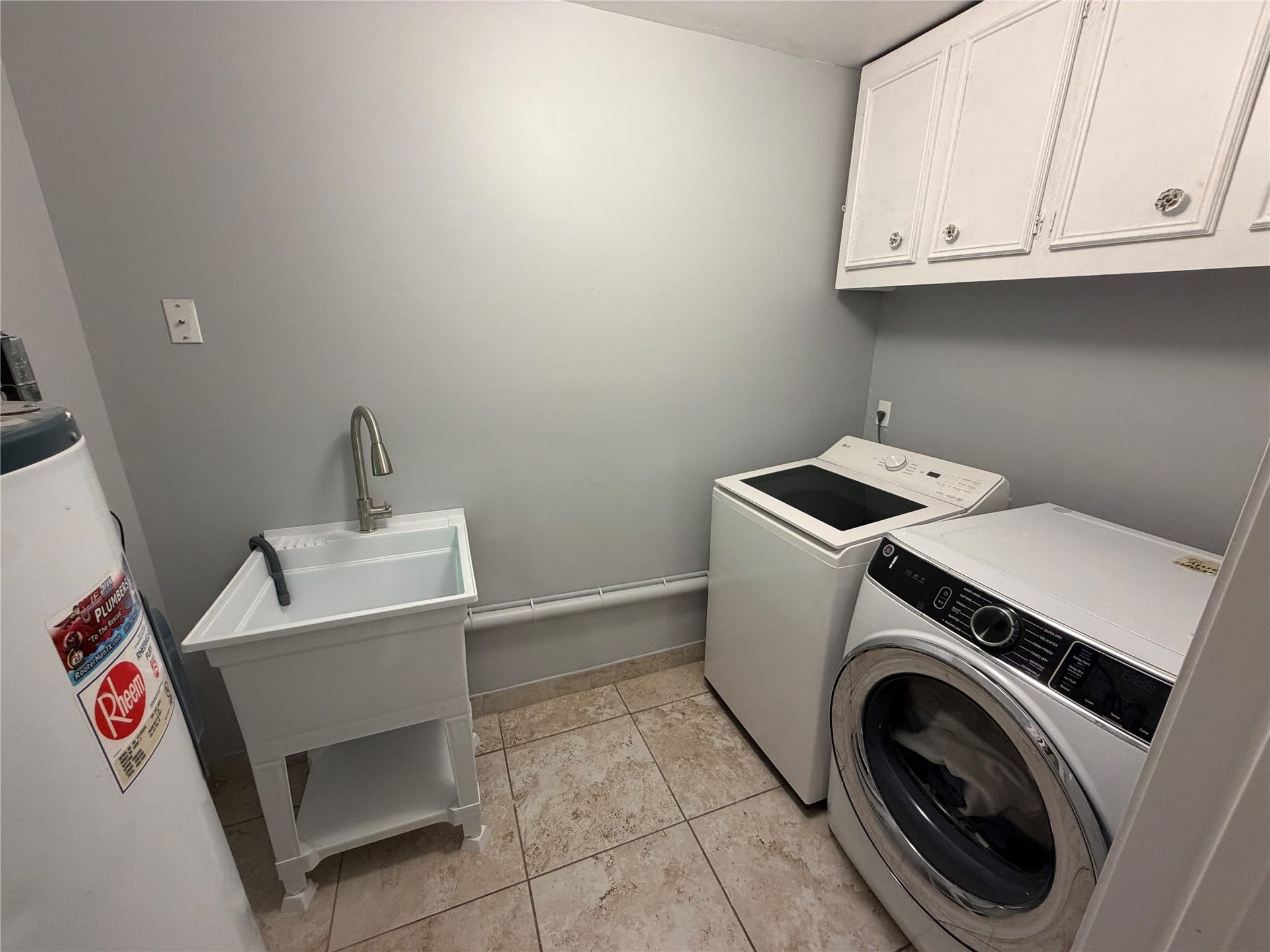 7910 Sands Point Drive, Houston, TX 77036 7910 Sands Point Drive, Houston, TX 77036
