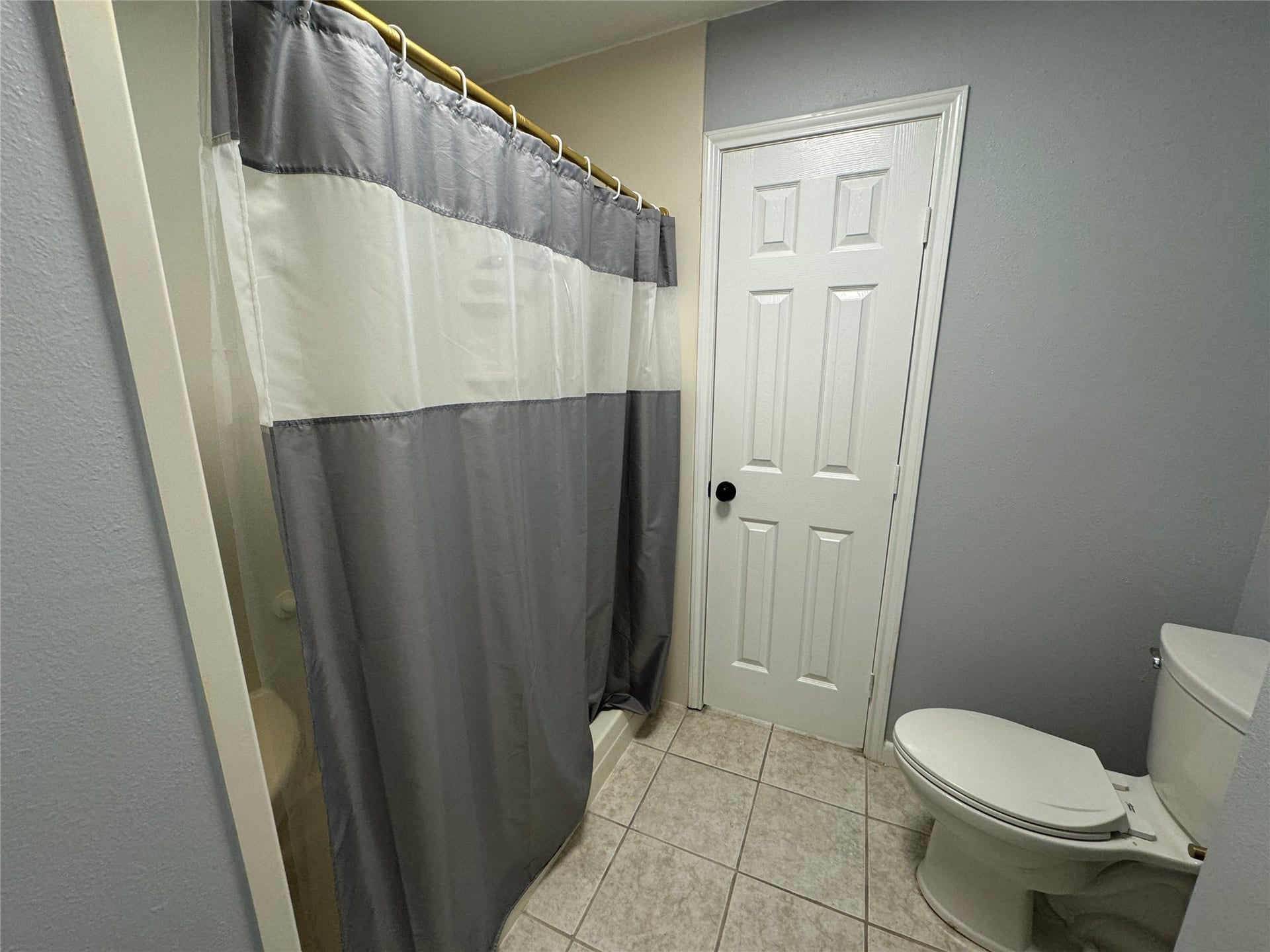 7910 Sands Point Drive, Houston, TX 77036 7910 Sands Point Drive, Houston, TX 77036