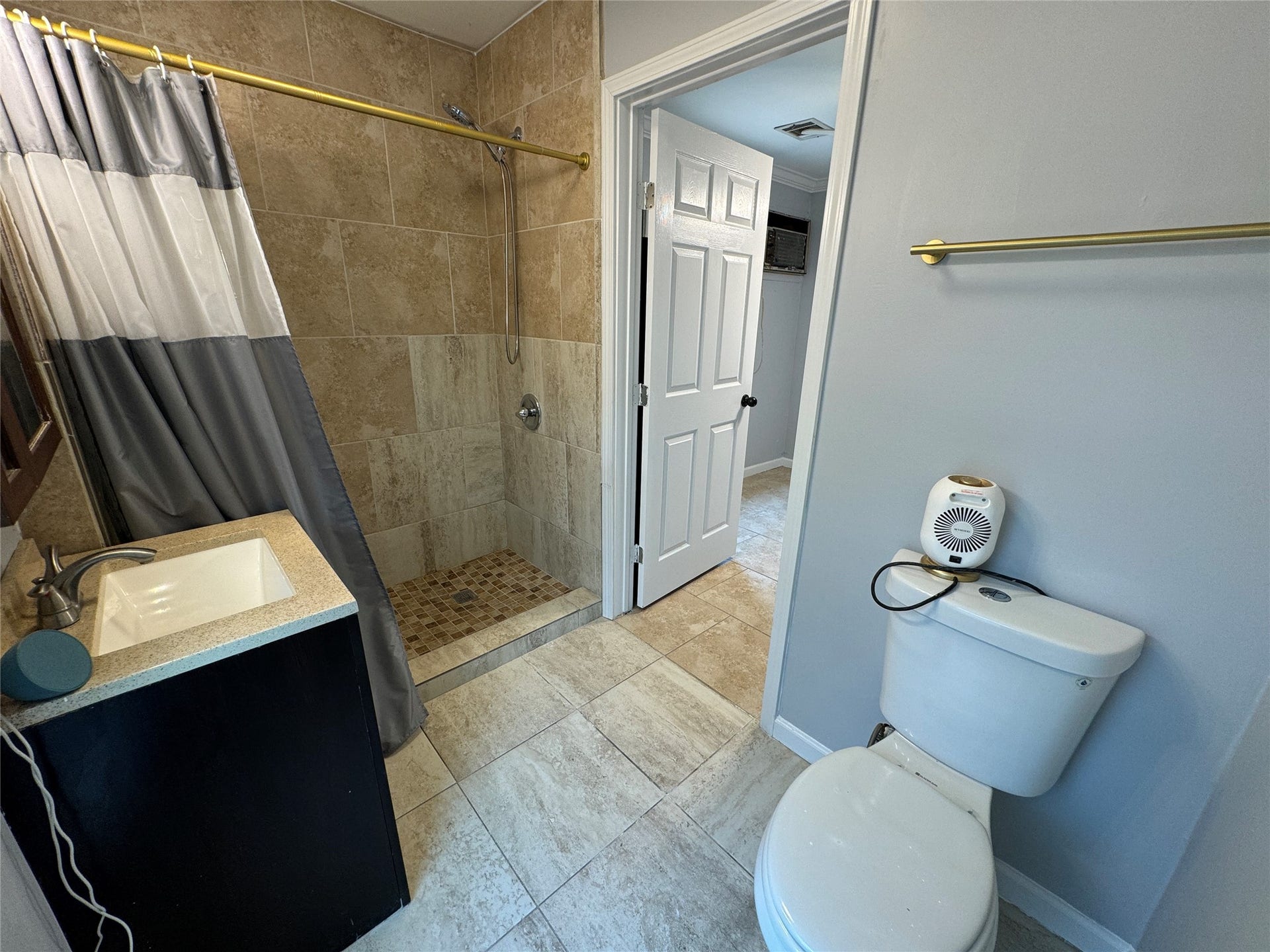 7910 Sands Point Drive, Houston, TX 77036 7910 Sands Point Drive, Houston, TX 77036
