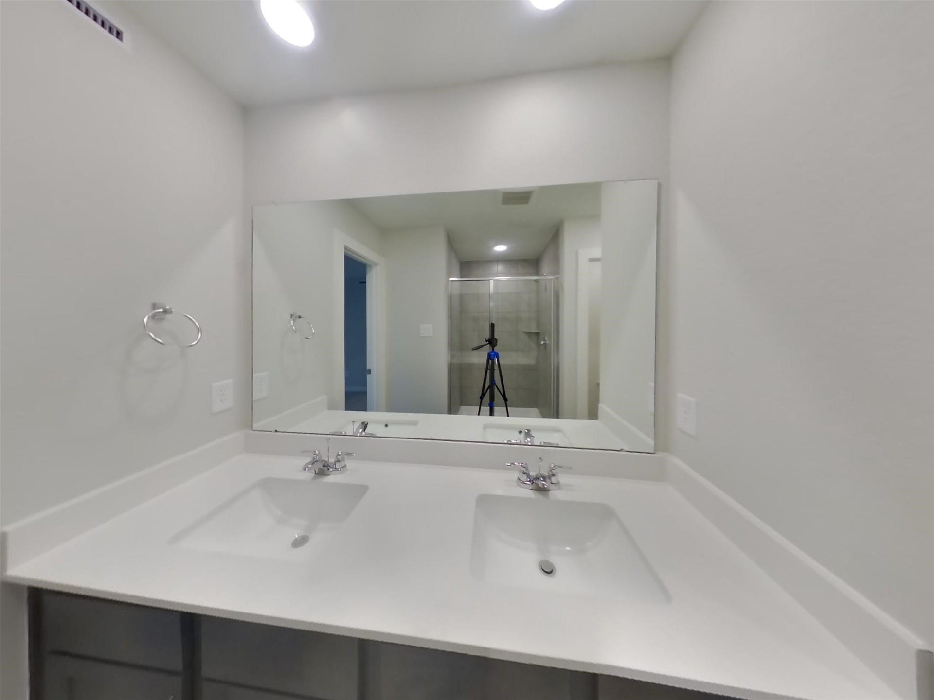 9835 Willow Creek Commerce Drive, #502, Tomball, TX 77375