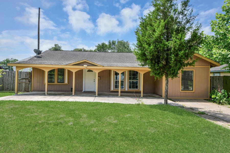 Property photo for 12474 Birdie Lane, Houston, TX
