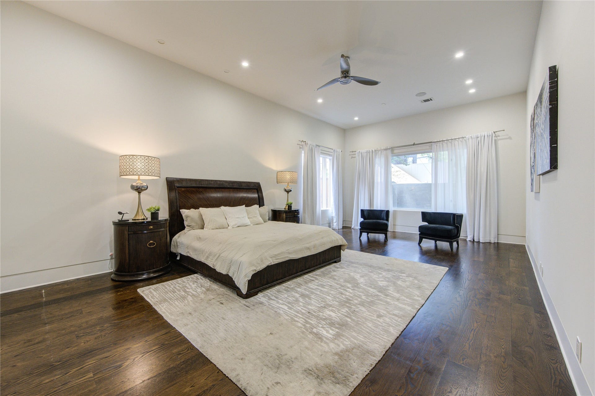 5202 Chesapeake Way, Houston, TX 77056 5202 Chesapeake Way, Houston, TX 77056