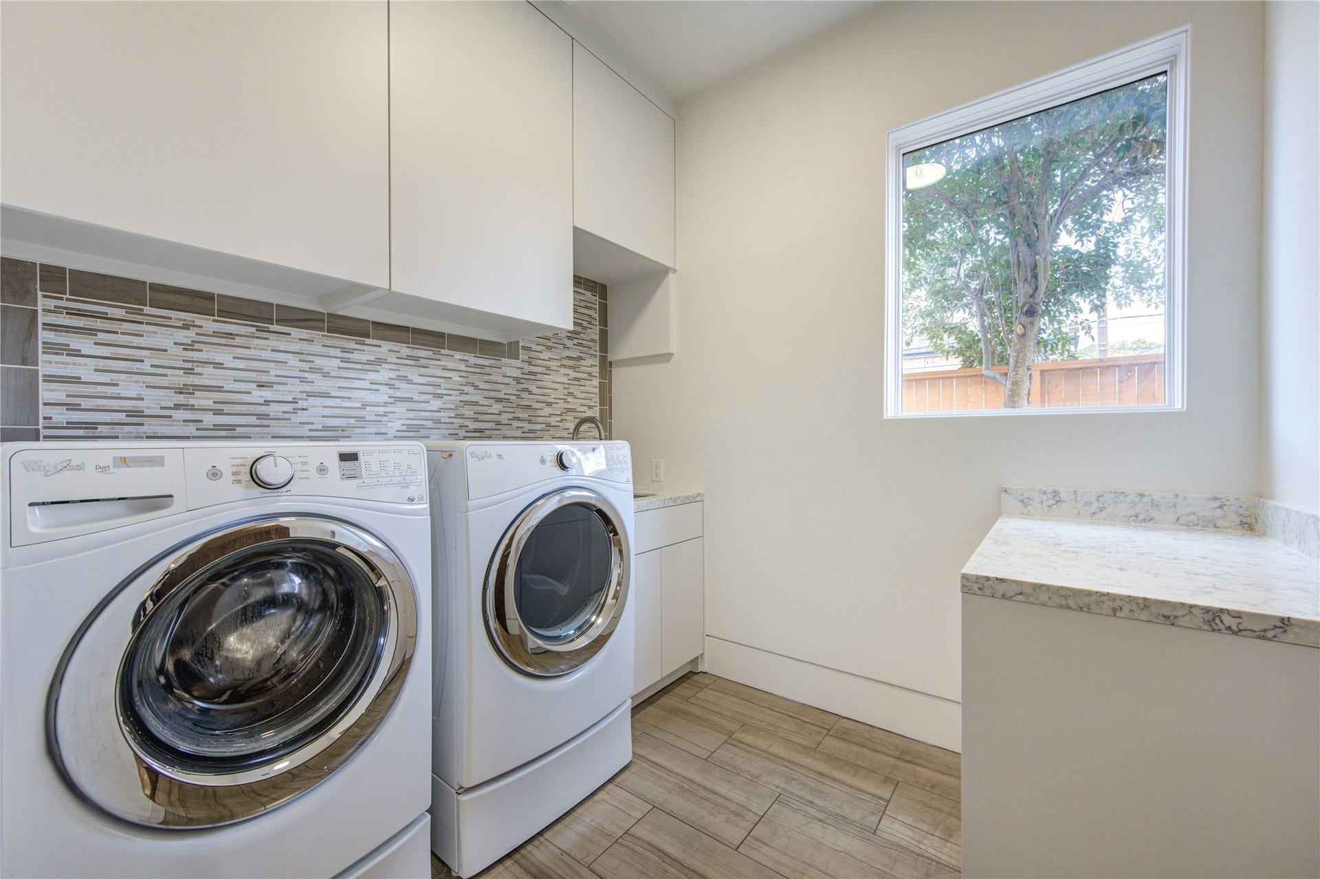 5202 Chesapeake Way, Houston, TX 77056 5202 Chesapeake Way, Houston, TX 77056
