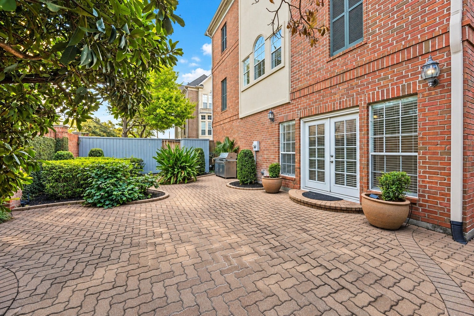 5202 Sagecircle Street S, Houston, TX 77056 5202 Sagecircle Street S, Houston, TX 77056