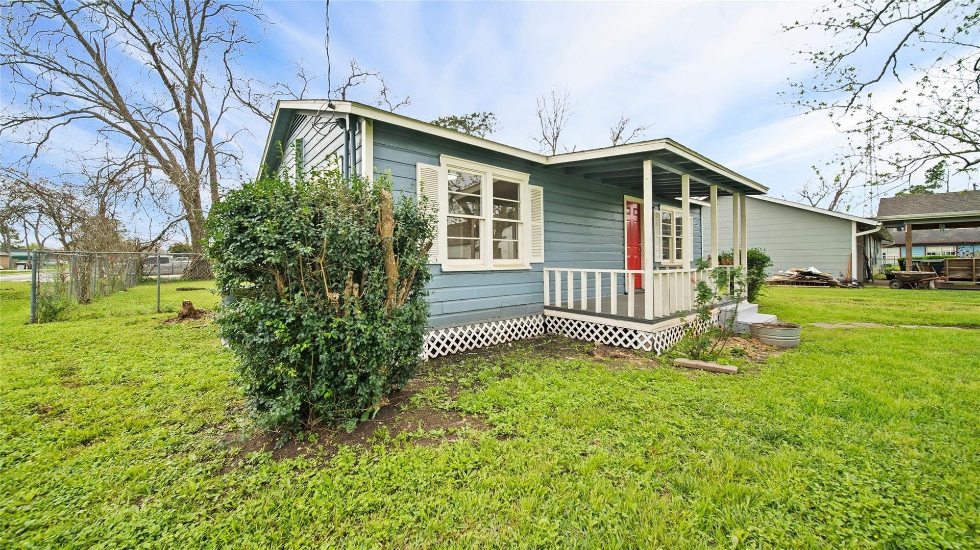 234 E Texas Street, Brazoria, TX 77422