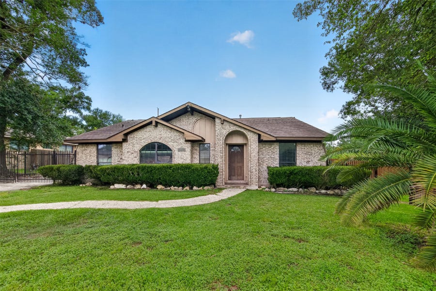 Property photo for 12839 Eastbrook Drive, Houston, TX