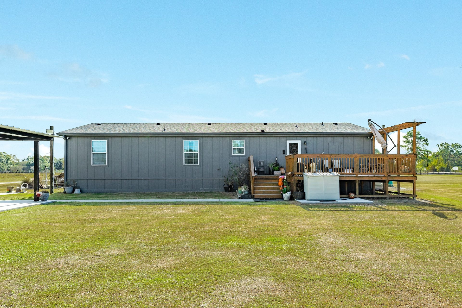 9120 County Road 196, Liverpool, TX 77577 9120 County Road 196, Liverpool, TX 77577