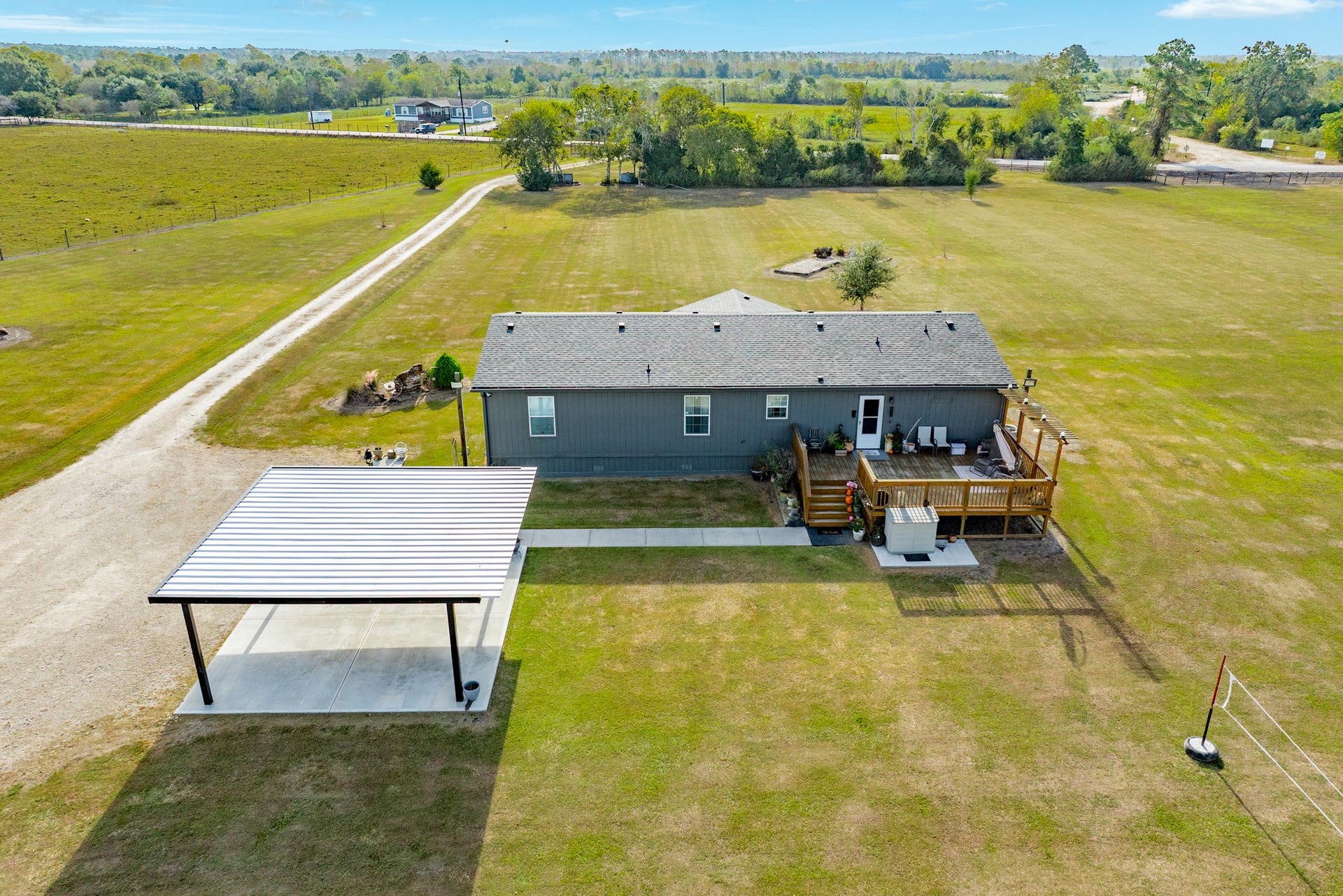 9120 County Road 196, Liverpool, TX 77577 9120 County Road 196, Liverpool, TX 77577