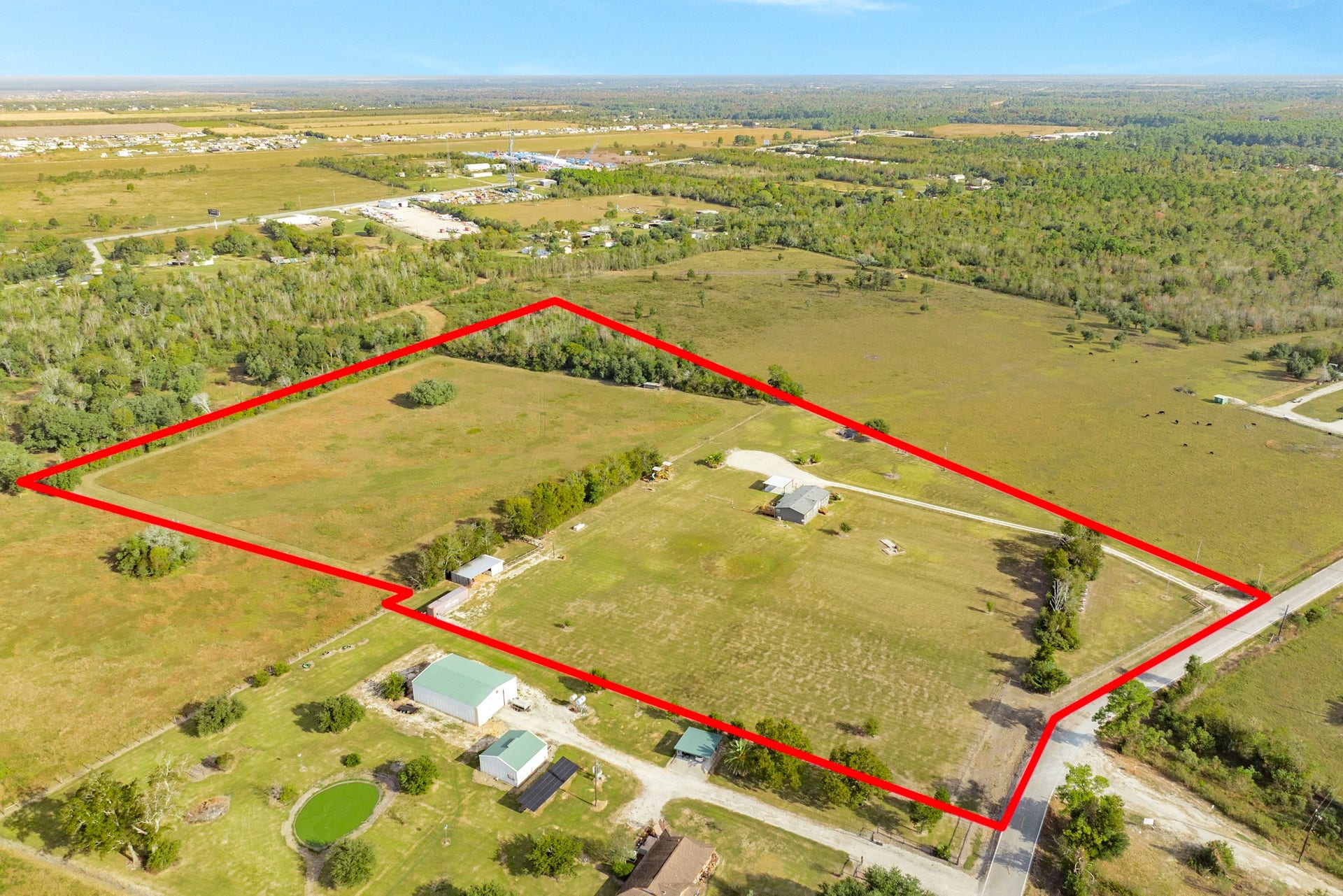 9120 County Road 196, Liverpool, TX 77577 9120 County Road 196, Liverpool, TX 77577