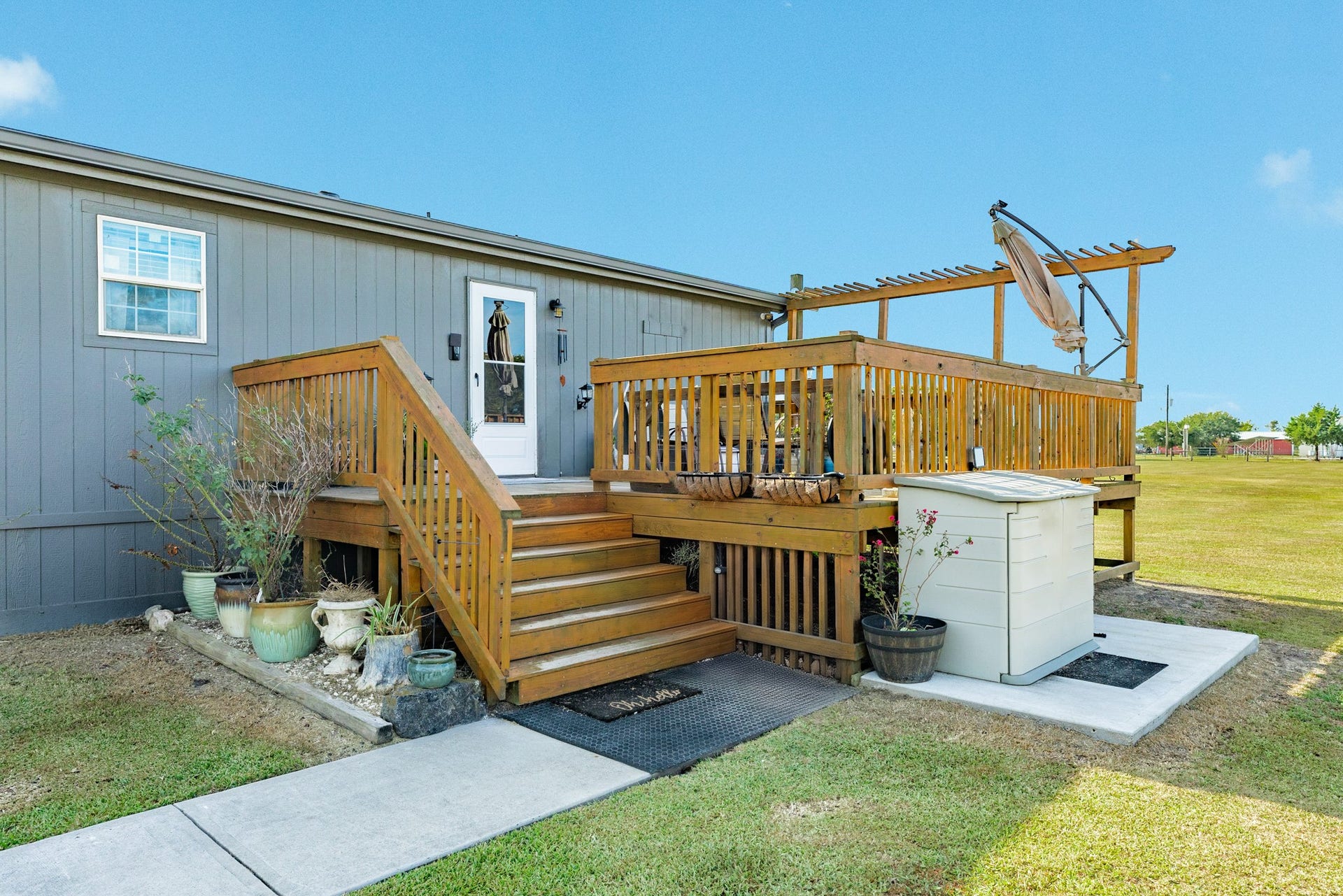 9120 County Road 196, Liverpool, TX 77577 9120 County Road 196, Liverpool, TX 77577