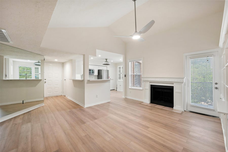 Property photo for 2021 Spenwick Drive, #526, Houston, TX