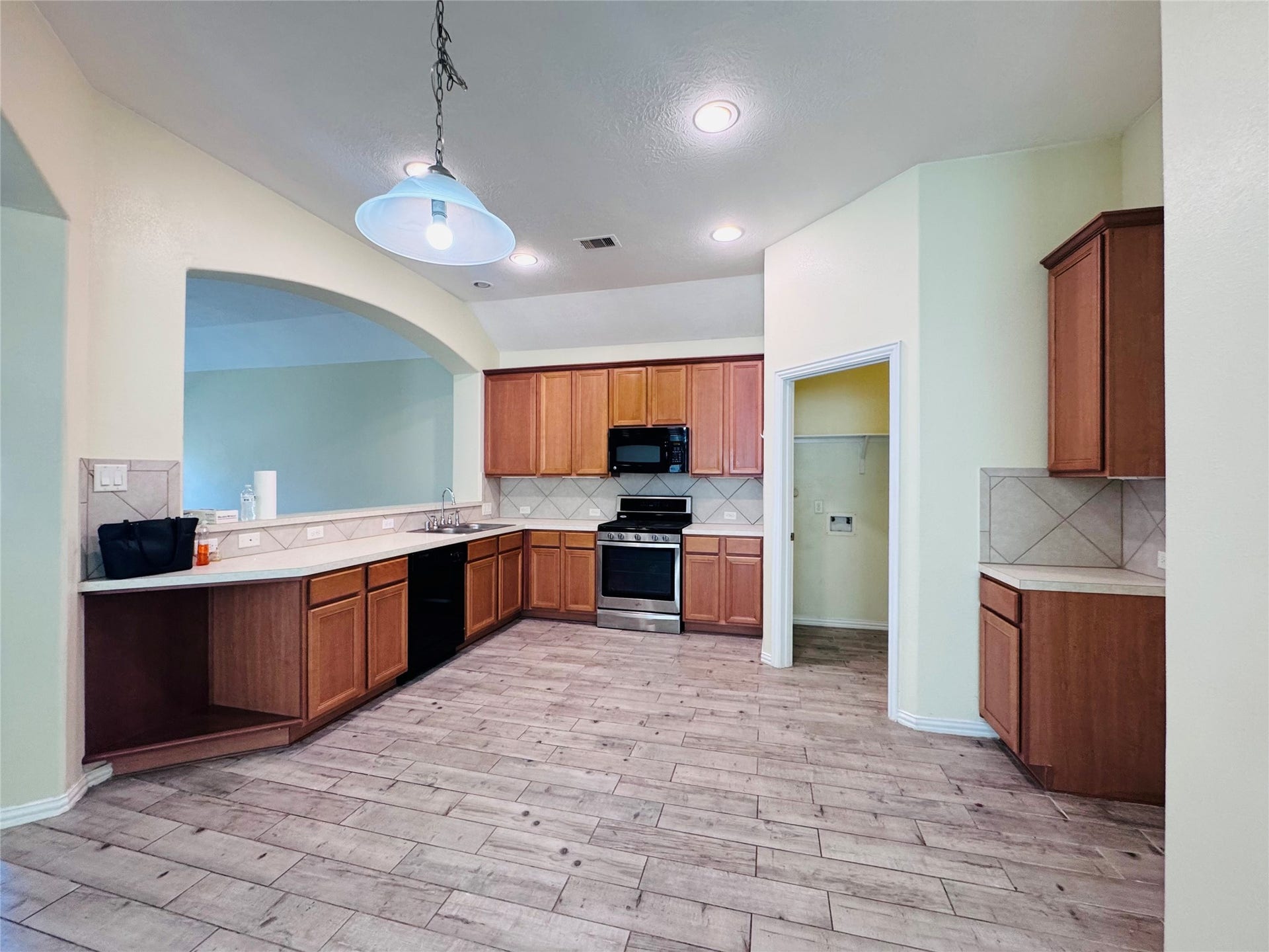 Spacious kitchen.