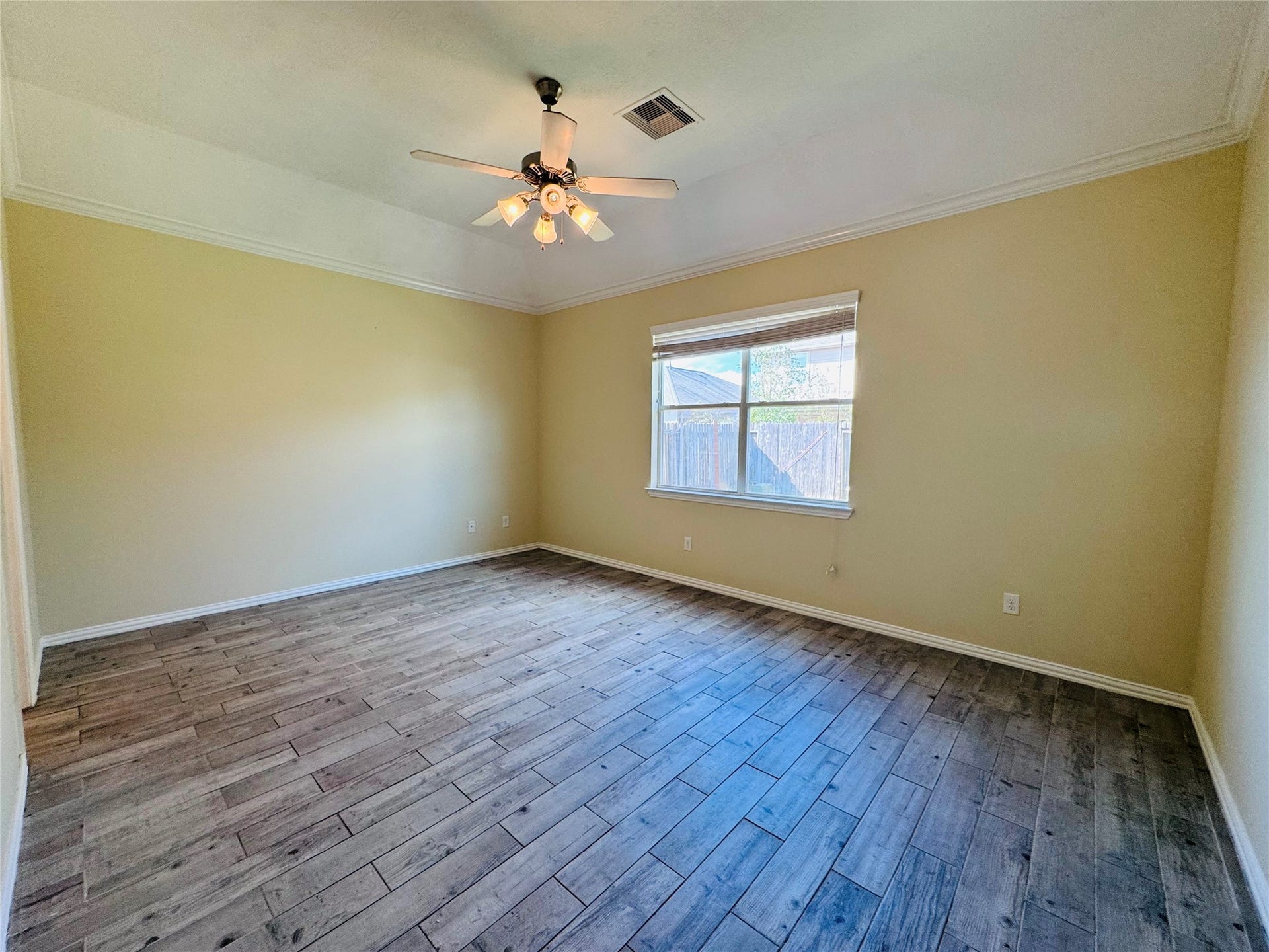 Spacious primary bedroom.