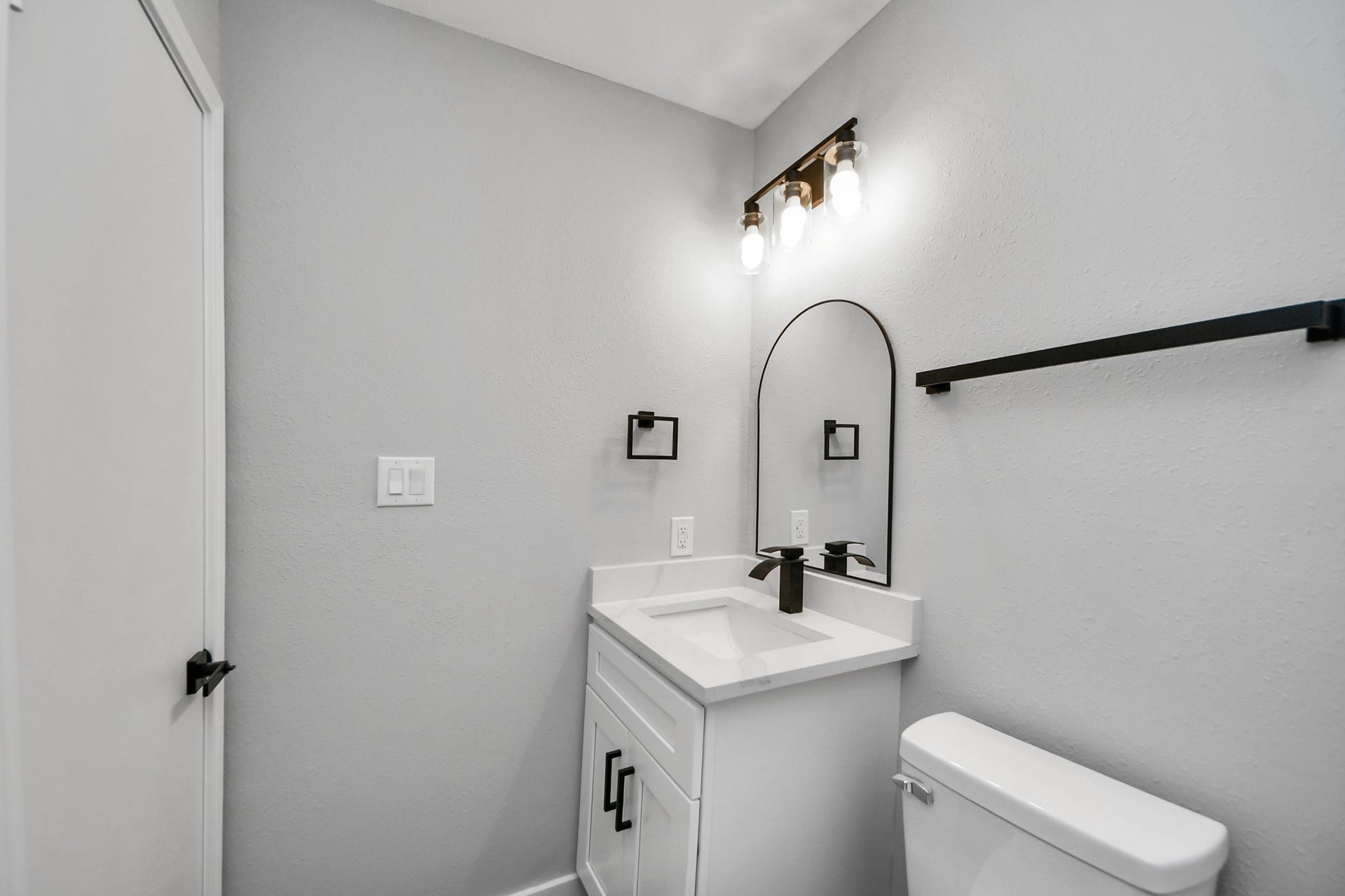 5131 Beechaven Street, Houston, TX 77053