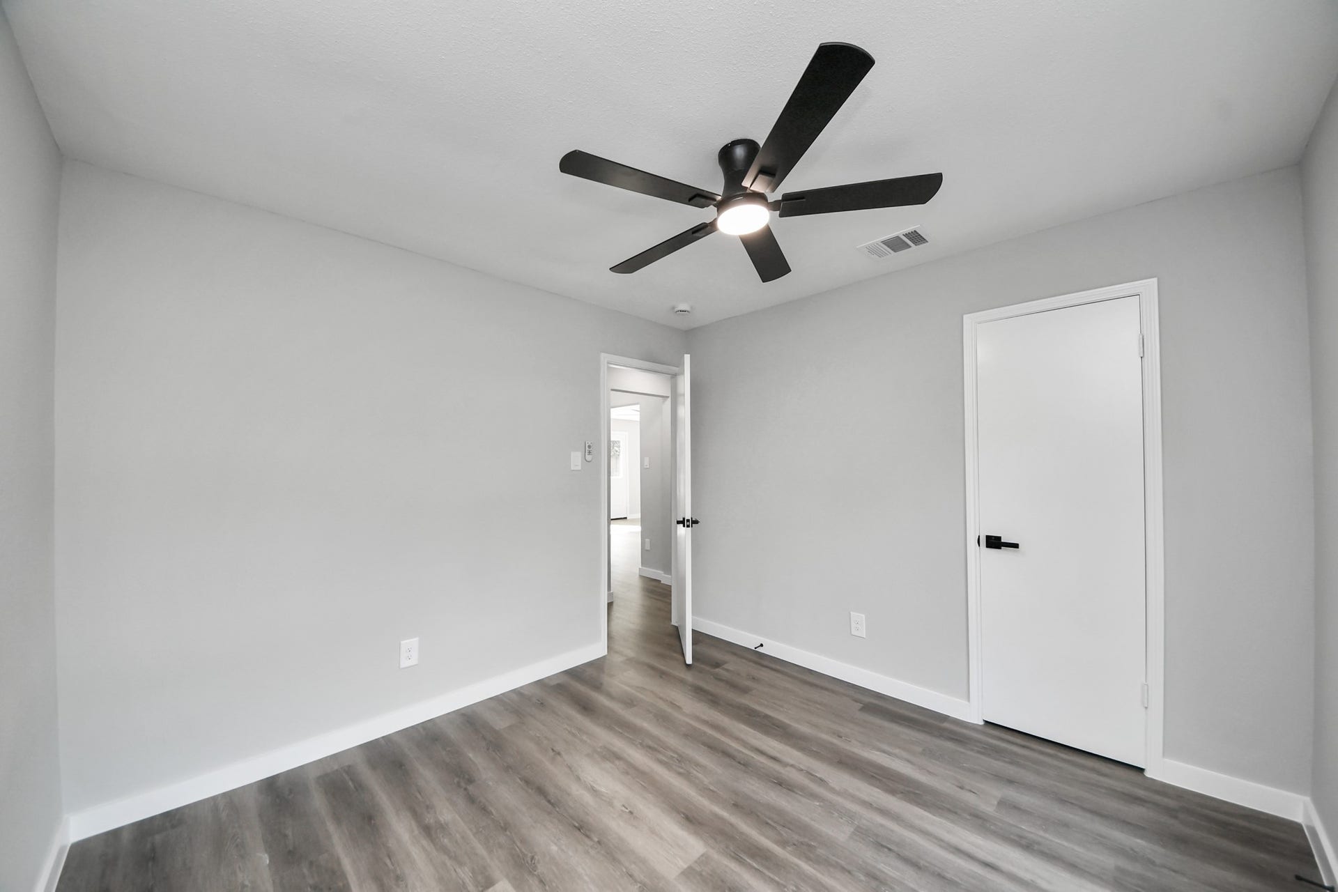 5131 Beechaven Street, Houston, TX 77053