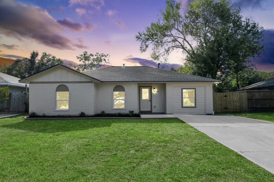Property photo for 5131 Beechaven Street, Houston, TX