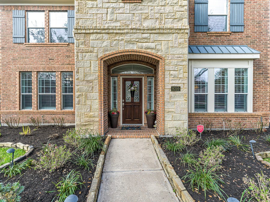 Property photo for 8310 Crescent Knolls Drive, Richmond, TX