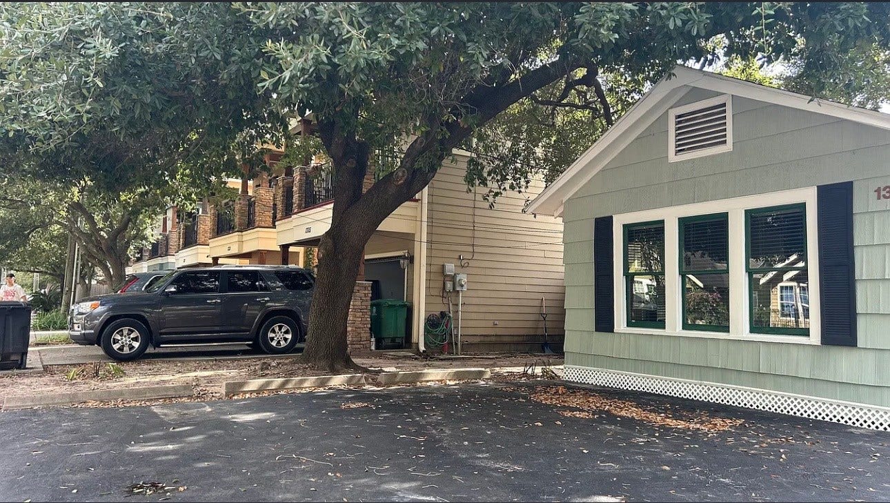 1337 Nashua Street, Houston, TX 77008 1337 Nashua Street, Houston, TX 77008