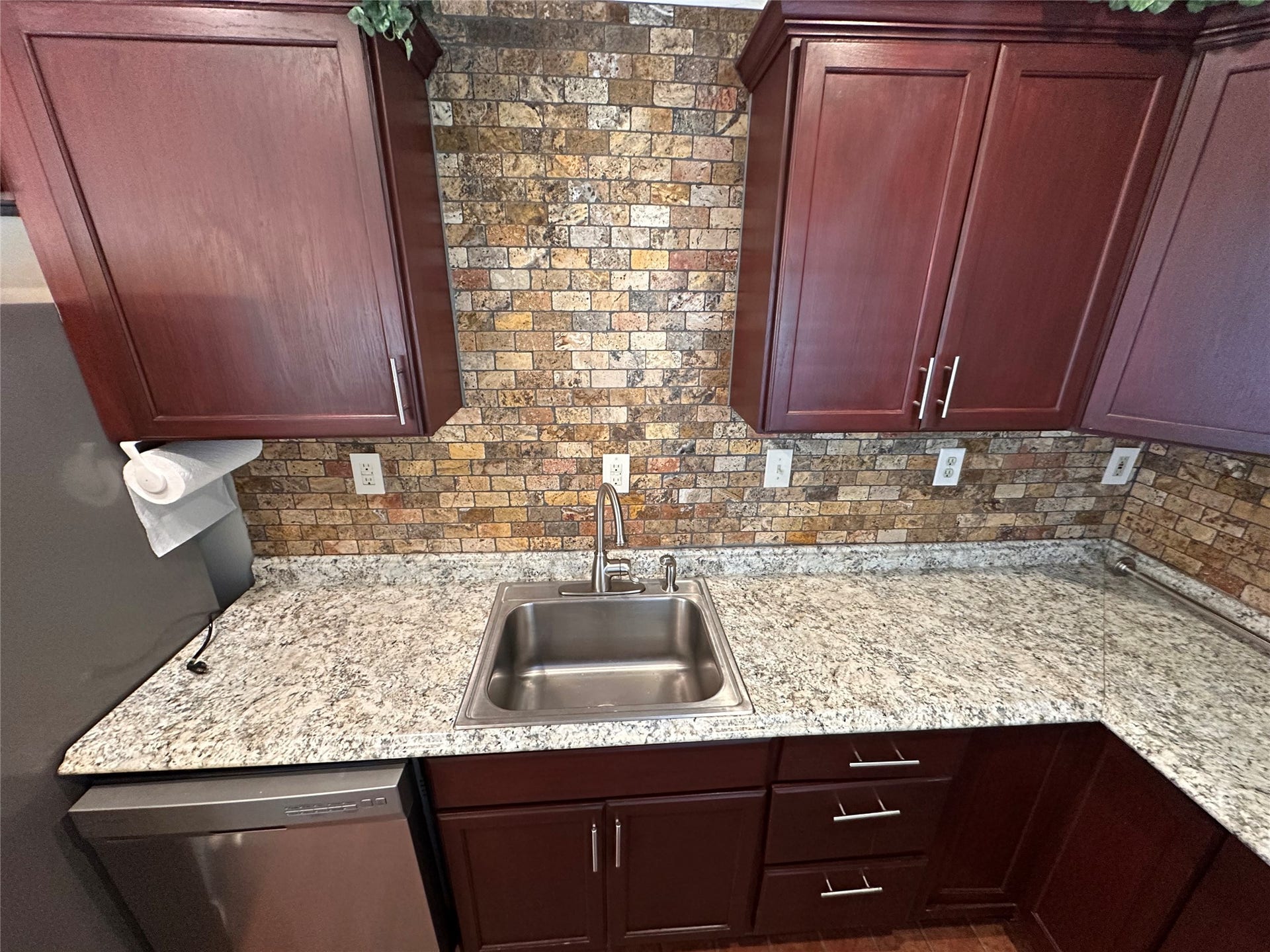 1337 Nashua Street, Houston, TX 77008 1337 Nashua Street, Houston, TX 77008