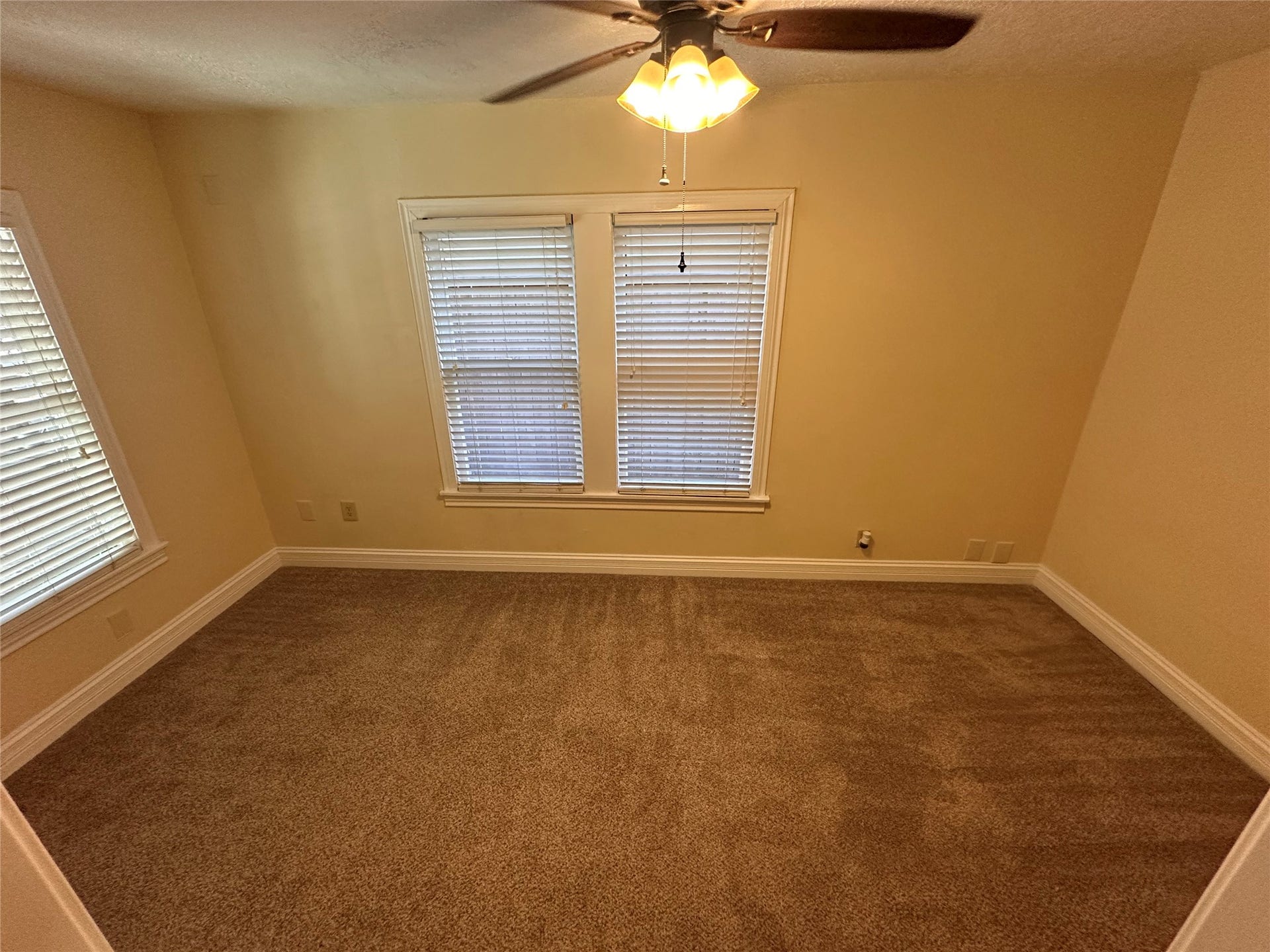 1337 Nashua Street, Houston, TX 77008 1337 Nashua Street, Houston, TX 77008