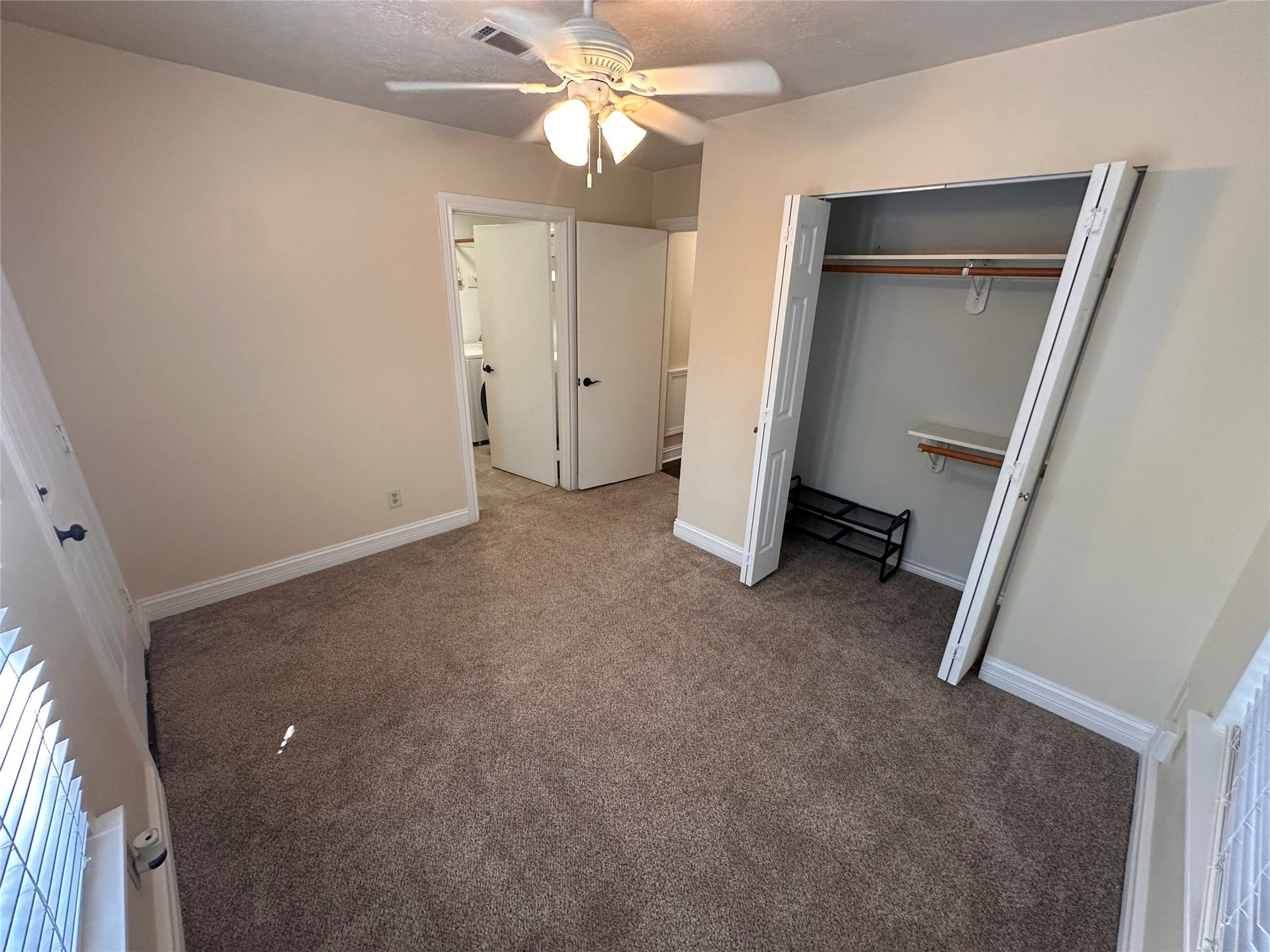 1337 Nashua Street, Houston, TX 77008 1337 Nashua Street, Houston, TX 77008