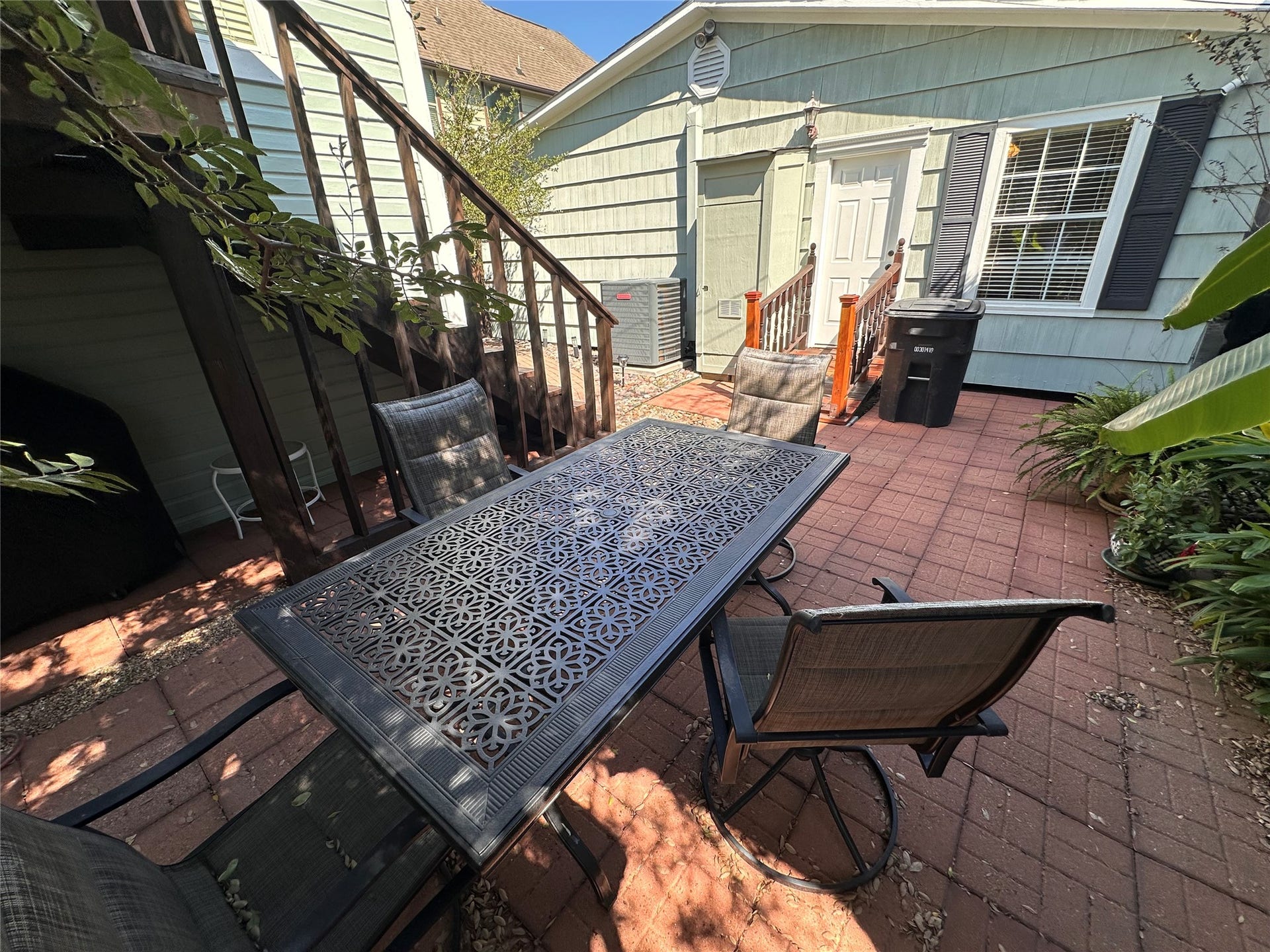1337 Nashua Street, Houston, TX 77008 1337 Nashua Street, Houston, TX 77008