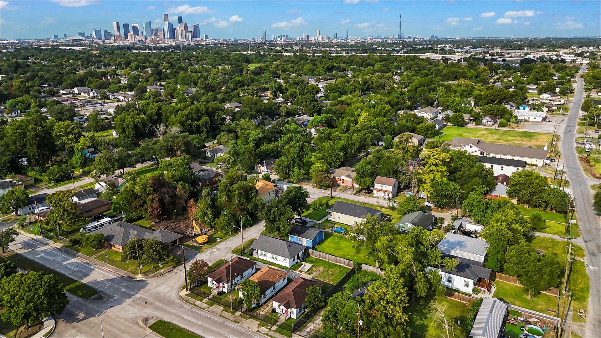 3811 Love Street, Houston, TX 77026 3811 Love Street, Houston, TX 77026
