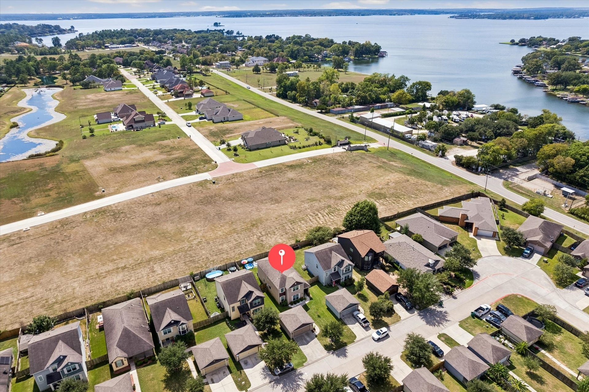 10885 S Lake Mist Lane, Willis, TX 77318 10885 S Lake Mist Lane, Willis, TX 77318