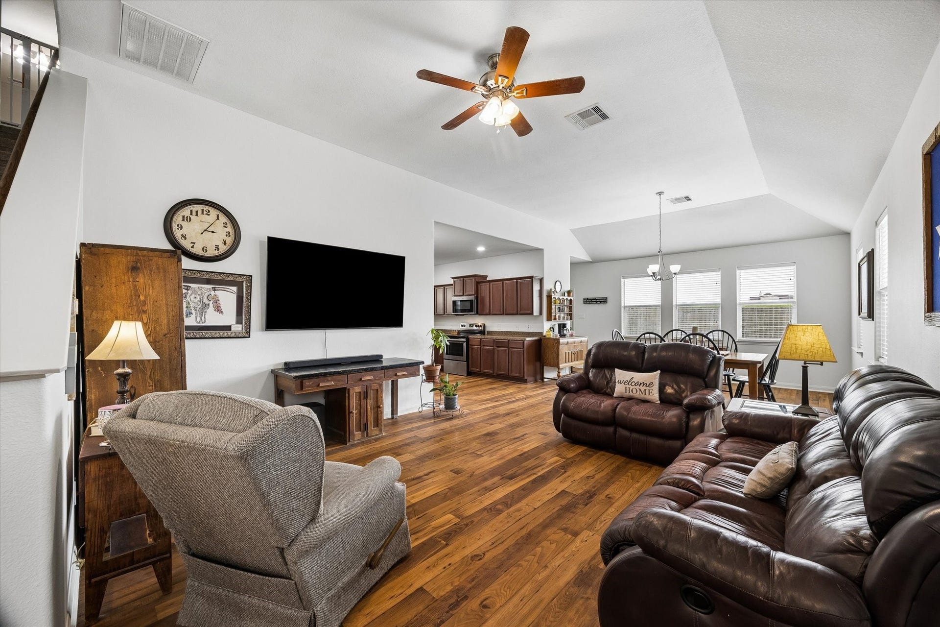 10885 S Lake Mist Lane, Willis, TX 77318 10885 S Lake Mist Lane, Willis, TX 77318
