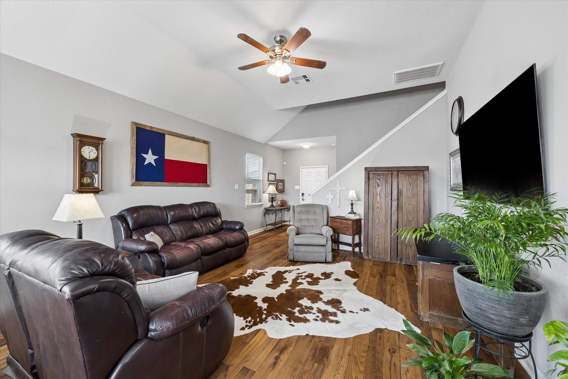 10885 S Lake Mist Lane, Willis, TX 77318 10885 S Lake Mist Lane, Willis, TX 77318