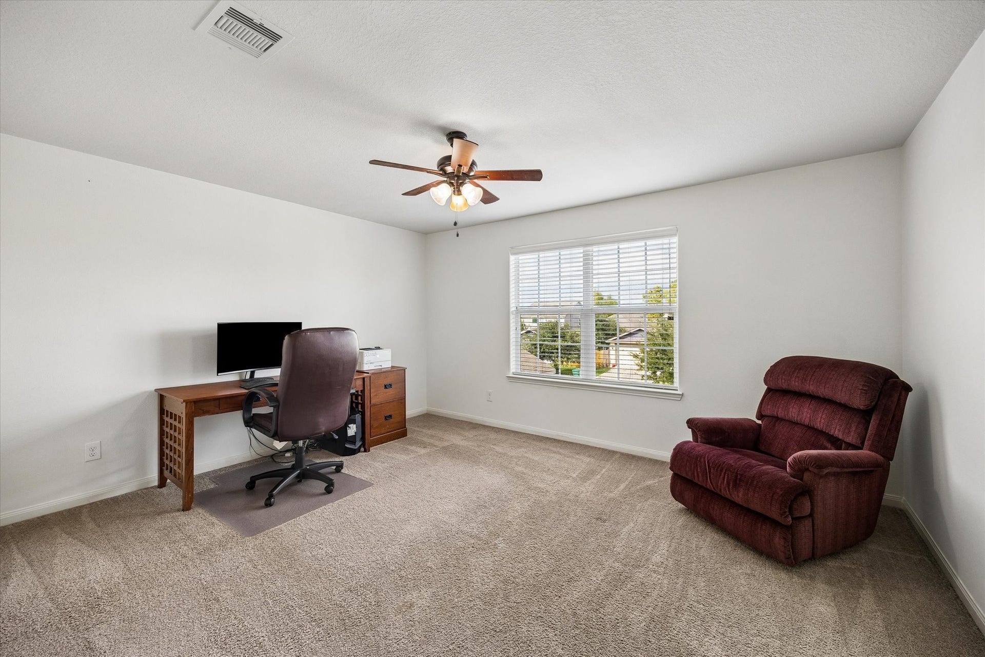 10885 S Lake Mist Lane, Willis, TX 77318 10885 S Lake Mist Lane, Willis, TX 77318
