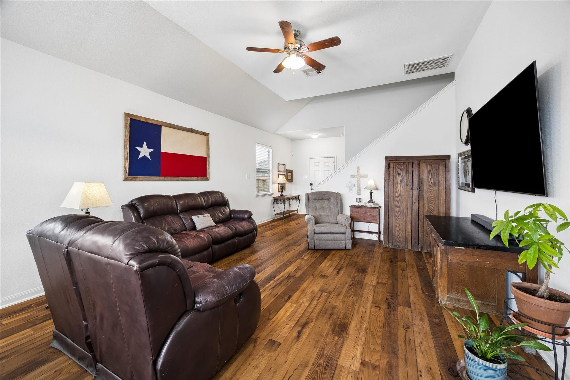 10885 S Lake Mist Lane, Willis, TX 77318 10885 S Lake Mist Lane, Willis, TX 77318
