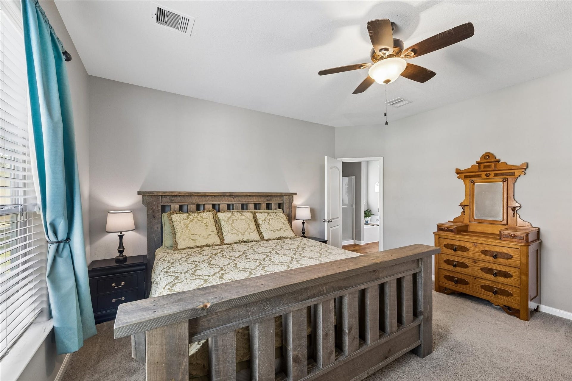 10885 S Lake Mist Lane, Willis, TX 77318 10885 S Lake Mist Lane, Willis, TX 77318
