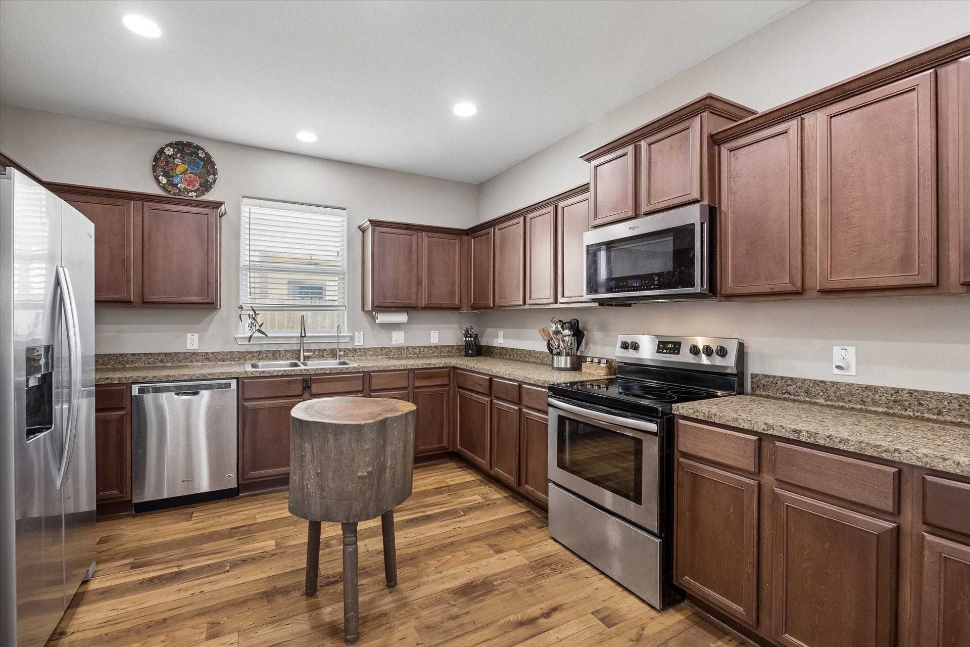 10885 S Lake Mist Lane, Willis, TX 77318 10885 S Lake Mist Lane, Willis, TX 77318