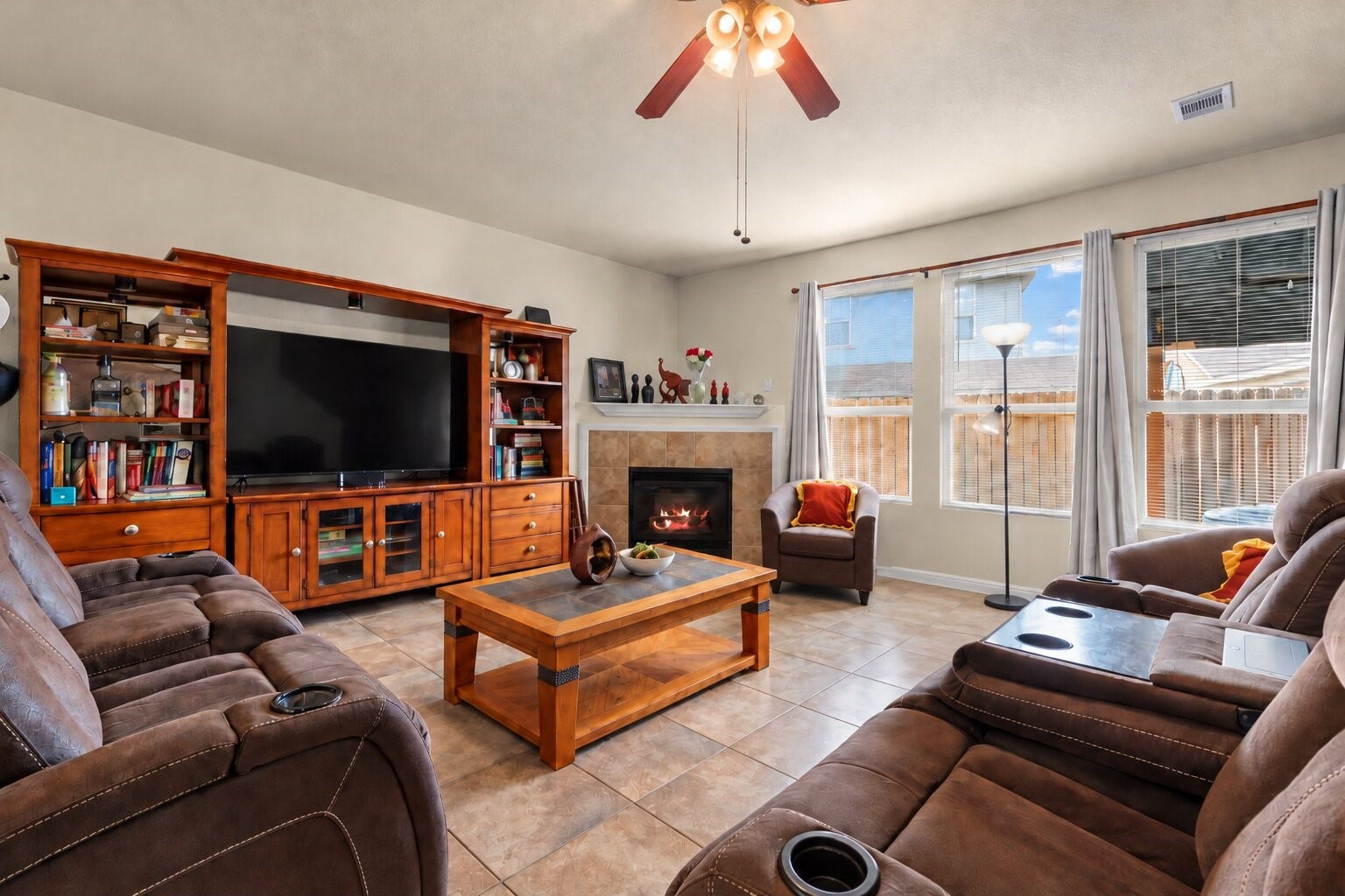 14710 S Isle Of Pines Court, Houston, TX 77049 14710 S Isle Of Pines Court, Houston, TX 77049