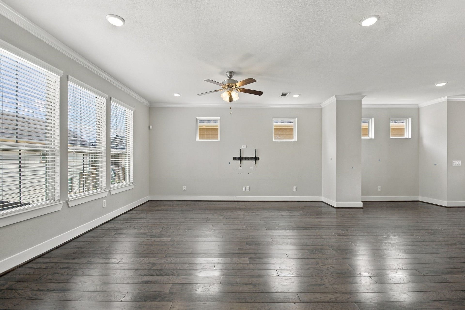 2117 Sequoia Woods Drive, Houston, TX 77080 2117 Sequoia Woods Drive, Houston, TX 77080