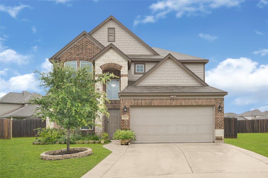 Property photo for 11115 Larkspur Dale Court, Houston, TX