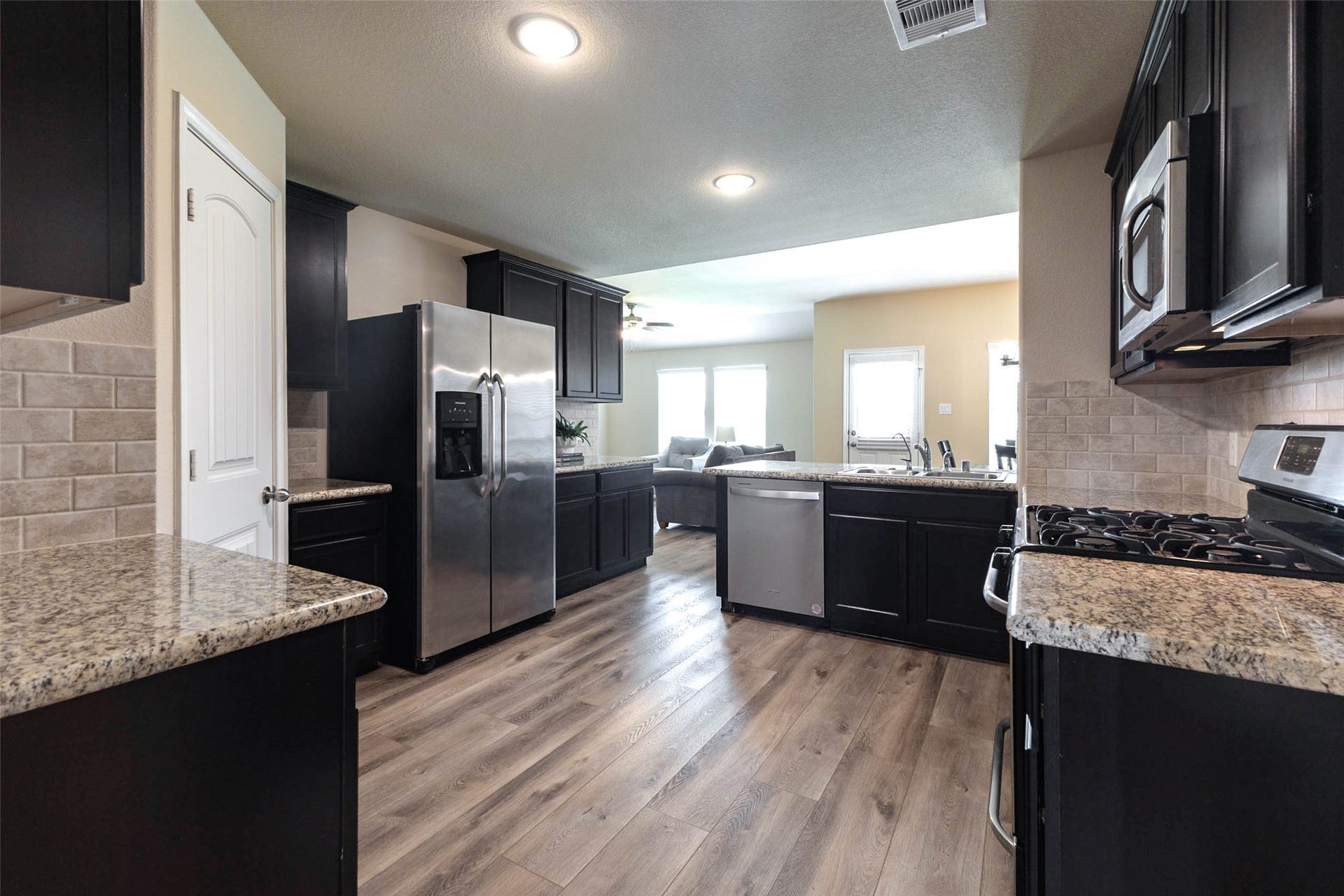 29130 Jarvis Bay Pass, Katy, TX 77494 You'll love the open floor plan, making entertaining a breeze.