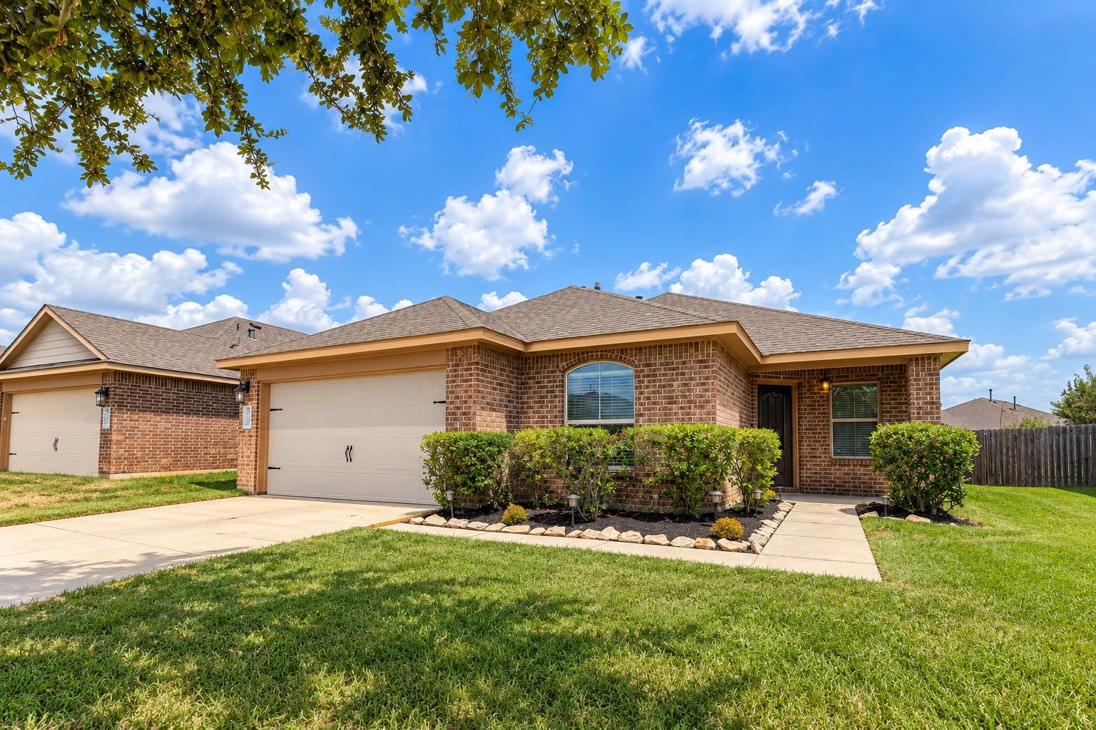 29130 Jarvis Bay Pass, Katy, TX 77494 This home is move-in ready! All you need is your furniture.
