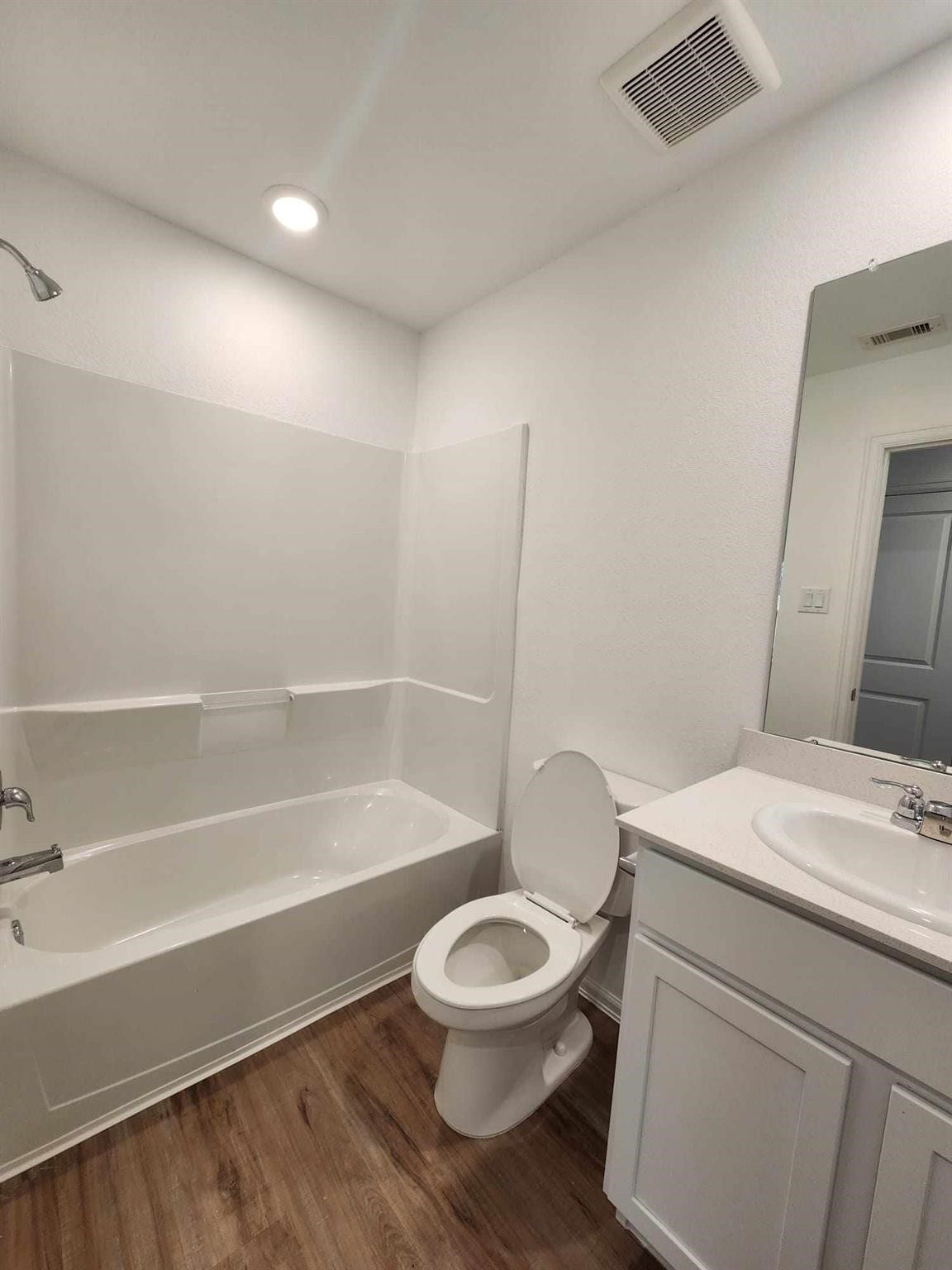 9122 Burnet Fields Drive, Baytown, TX 77521